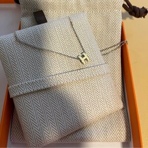 Hermes mini pop h pendant